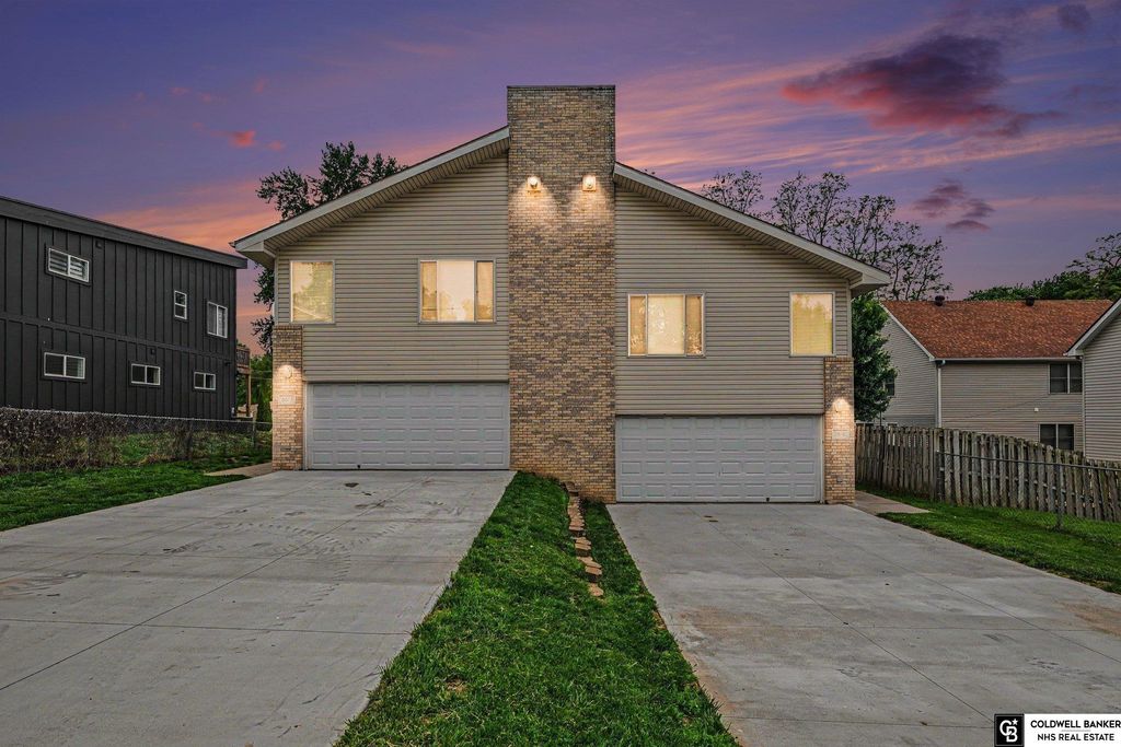 5617 & 5619 Decatur Street, Omaha, NE 68104