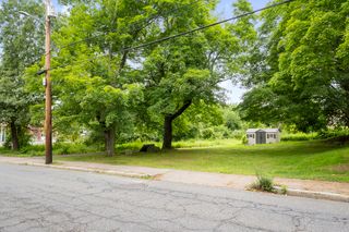 35-R Whiting St, North Attleboro, MA 02760