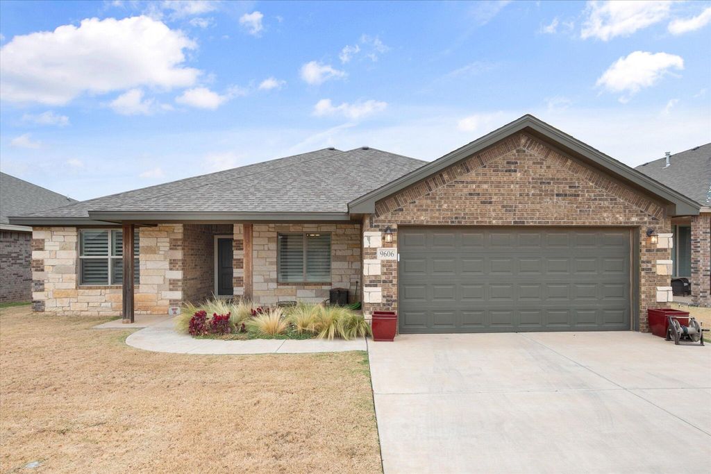 9606 Hope Avenue, Lubbock, TX 79424