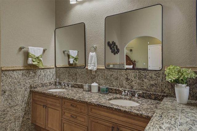 37624 SKY RIDGE CIRCLE, Dade City, FL 33525