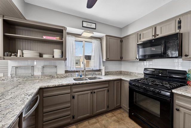 5529 Langer Road, Marshall, WI 53559