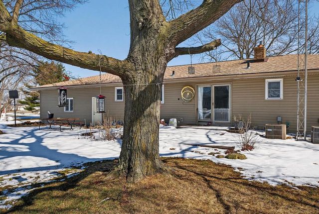 5529 Langer Road, Marshall, WI 53559