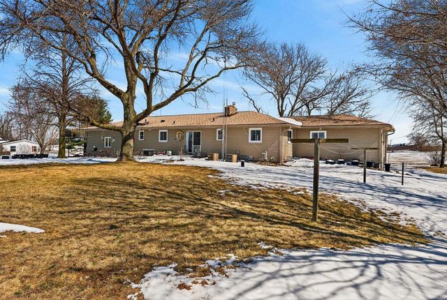 5529 Langer Road, Marshall, WI 53559