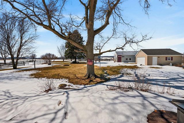 5529 Langer Road, Marshall, WI 53559