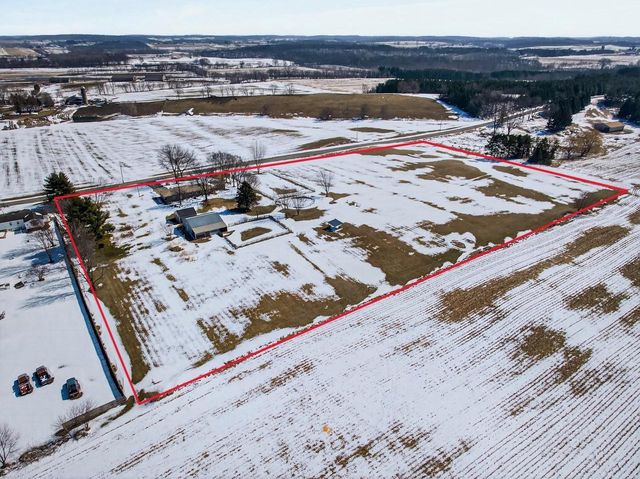5529 Langer Road, Marshall, WI 53559