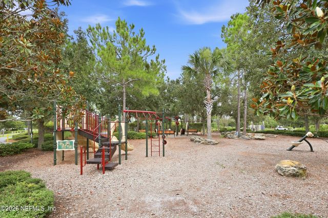 192 WHIRLAWAY Court, St. Johns, FL 32259