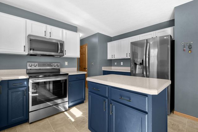 395 Quail Run Court, Newark, OH 43055