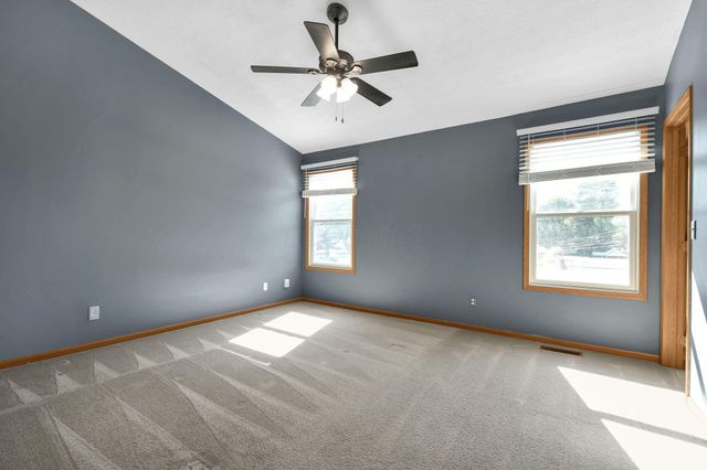 395 Quail Run Court, Newark, OH 43055