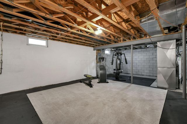 395 Quail Run Court, Newark, OH 43055