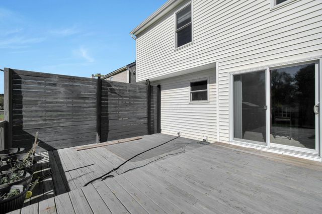 395 Quail Run Court, Newark, OH 43055