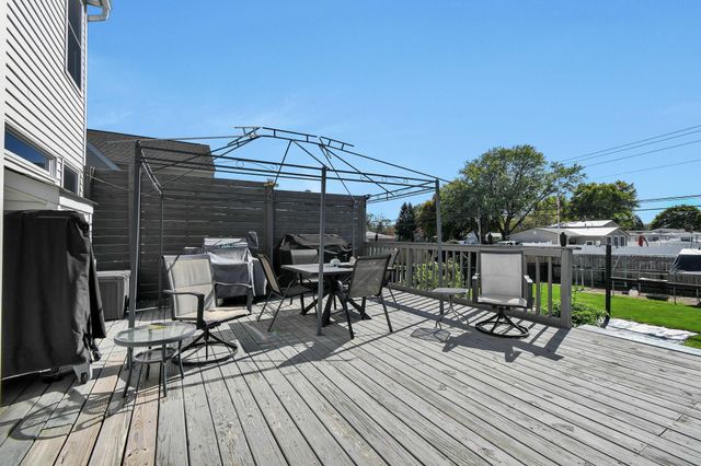 395 Quail Run Court, Newark, OH 43055