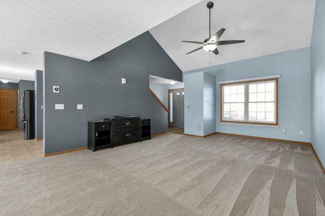 395 Quail Run Court, Newark, OH 43055