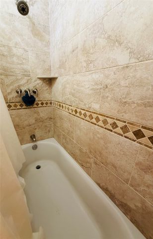 301 E Mimosa Street, Crandall, TX 75114