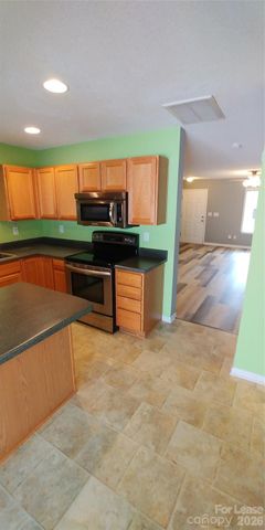 2025 Mcneil Paper Court, Charlotte, NC 28214