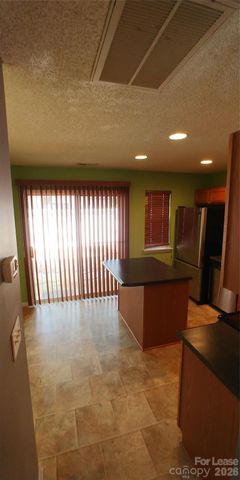 2025 Mcneil Paper Court, Charlotte, NC 28214
