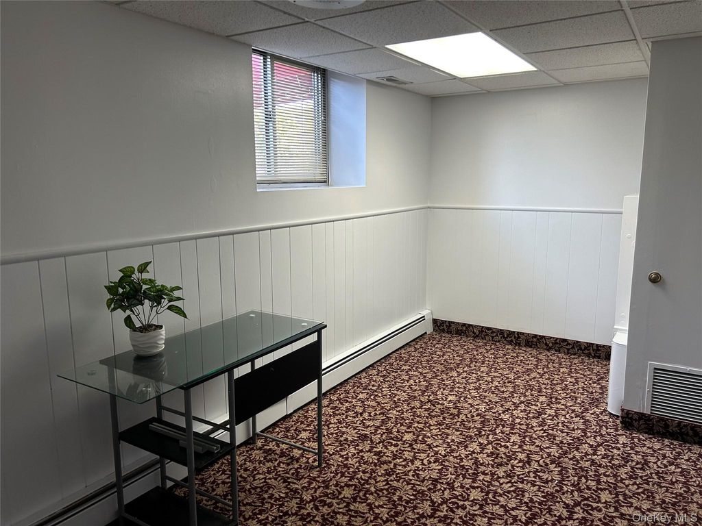 21 N Plank Road L-5, Newburgh, NY 12550 — photo 2