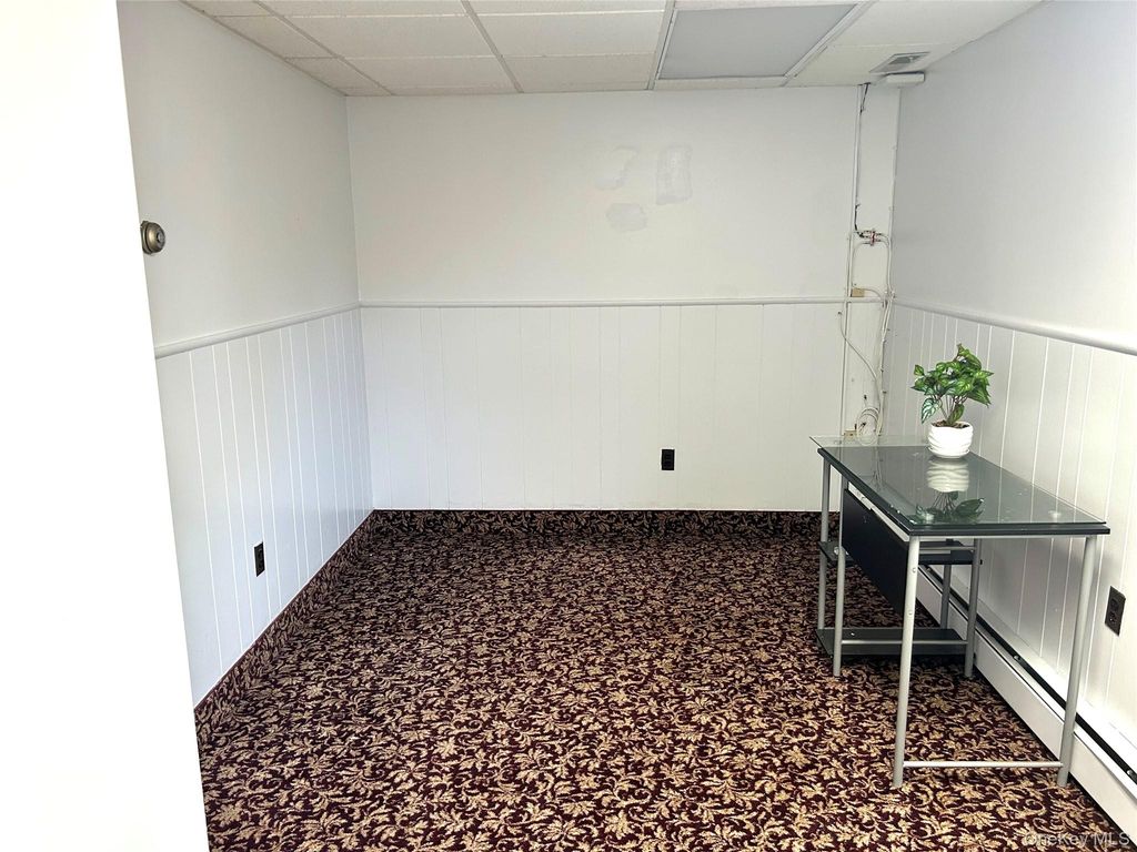 21 N Plank Road L-5, Newburgh, NY 12550 — photo 3