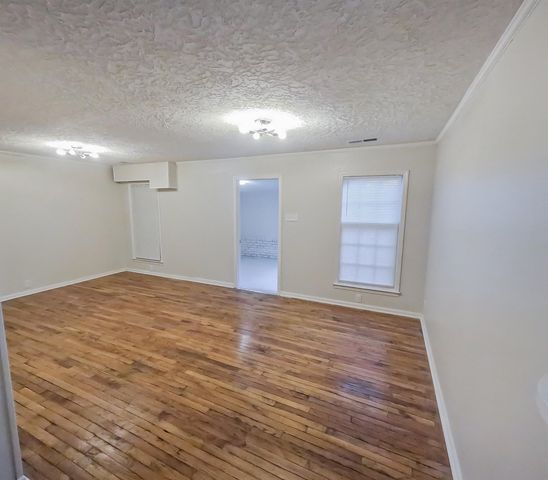 3433 S PERKINS RD, Memphis, TN 38118
