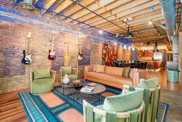 219 2nd Ave N Ste 200, Nashville, TN 37201