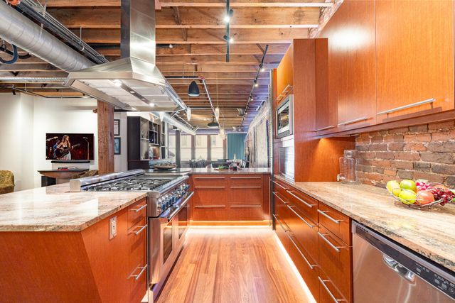 219 2nd Ave N Ste 200, Nashville, TN 37201