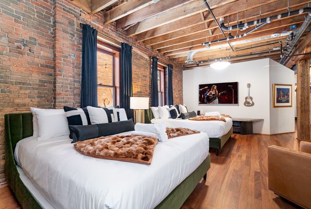 219 2nd Ave N Ste 200, Nashville, TN 37201