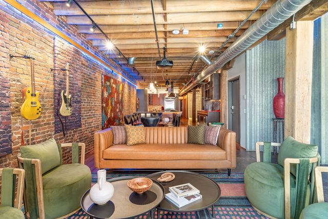 219 2nd Ave N Ste 200, Nashville, TN 37201