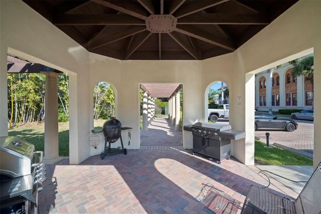 435 S OREGON AVENUE 305, Tampa, FL 33606