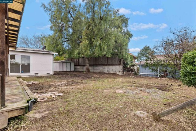 3020 Windsor Dr, Antioch, CA 94509