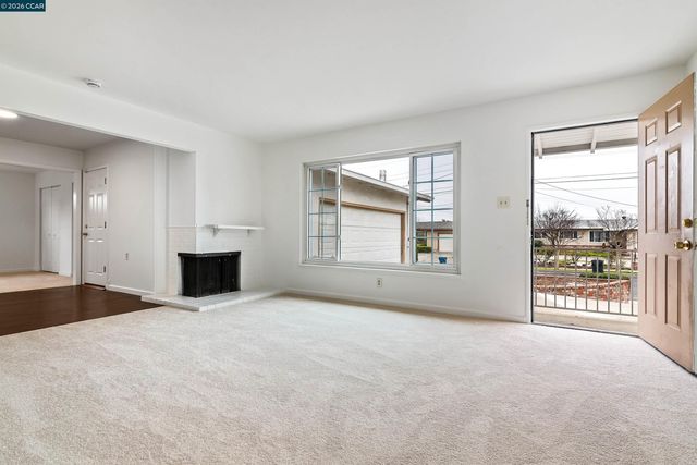 3020 Windsor Dr, Antioch, CA 94509