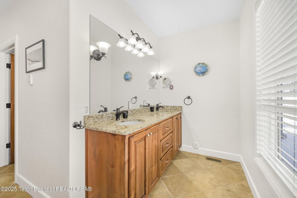 3944 SCHAEFER Lane, Ashton, ID 83420 photo 44