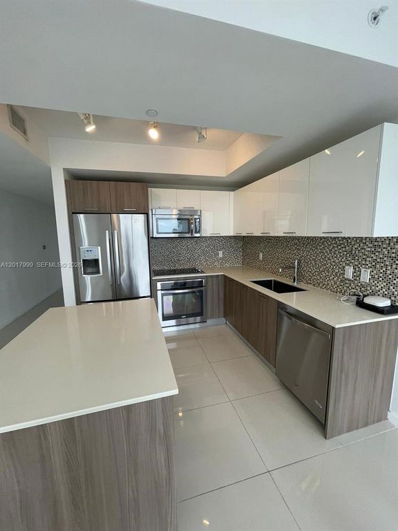 5300 Paseo Blvd 604, Doral, FL 33166
