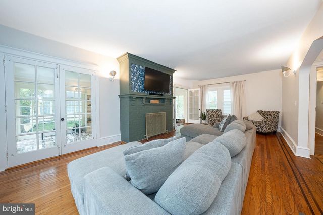 1121 MONTGOMERY AVE, Penn Valley, PA 19072