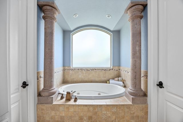 4447 Chateau Creek Way, Spring, TX 77386