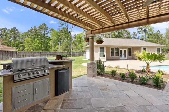 4447 Chateau Creek Way, Spring, TX 77386