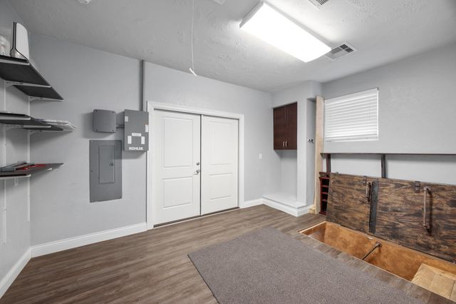 4447 Chateau Creek Way, Spring, TX 77386