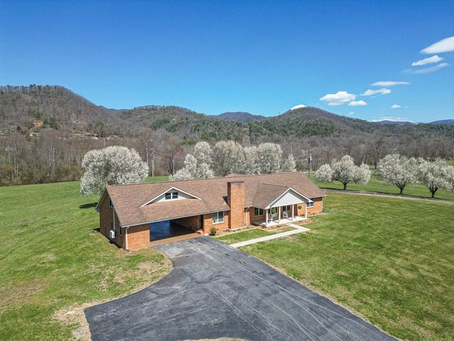 2915 Airport Road, Marble, NC 28905