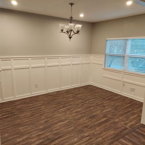 410 Hillcrest Street, Mansfield, TX 76063