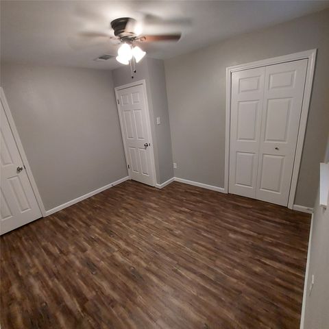 410 Hillcrest Street, Mansfield, TX 76063