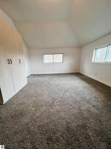 526 Hannah Avenue, Alma, MI 48801