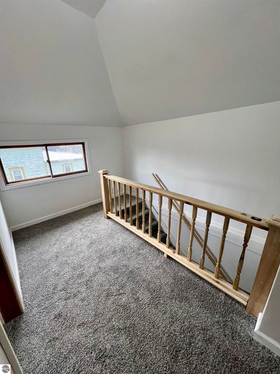 Image 12 of property listing at 526 Hannah Avenue, Alma, MI 48801