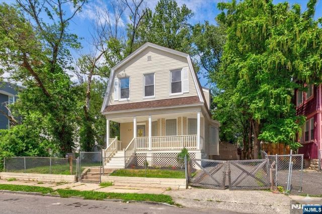 31-33 Voorhees Street, Newark, NJ 07108