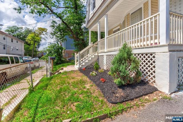 31-33 Voorhees Street, Newark, NJ 07108