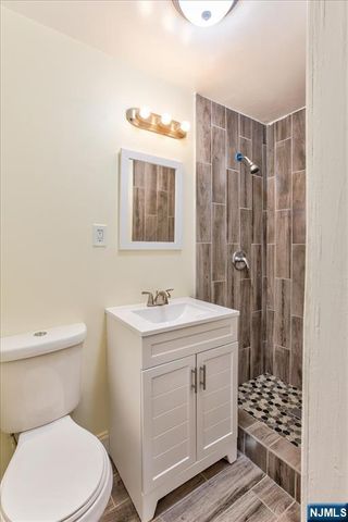 31-33 Voorhees Street, Newark, NJ 07108