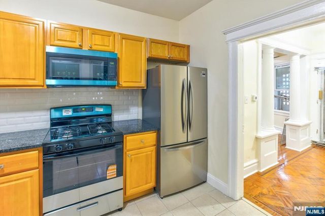 31-33 Voorhees Street, Newark, NJ 07108