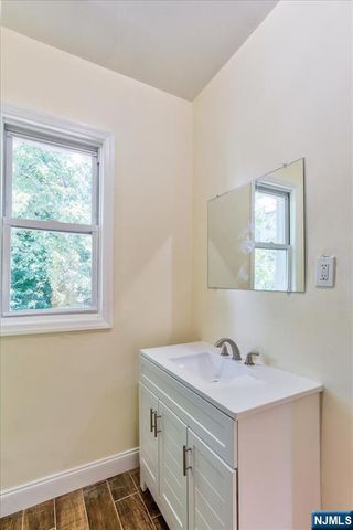 31-33 Voorhees Street, Newark, NJ 07108