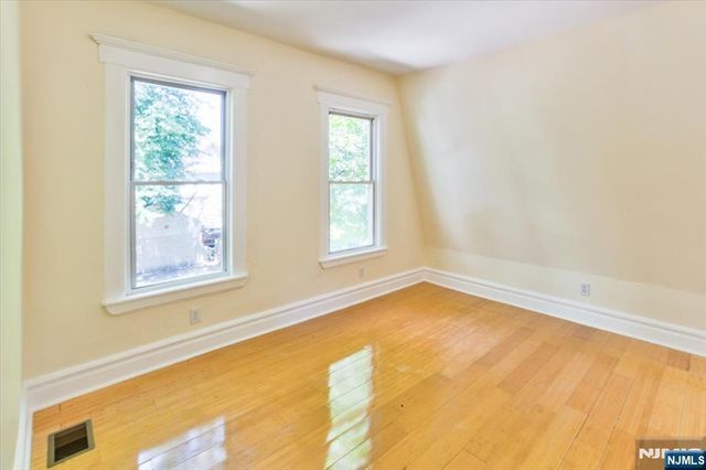 31-33 Voorhees Street, Newark, NJ 07108