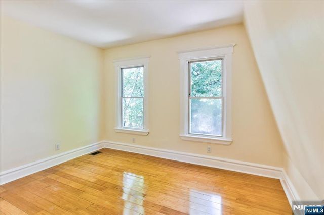 31-33 Voorhees Street, Newark, NJ 07108