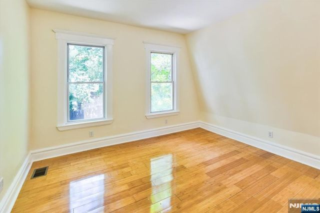 31-33 Voorhees Street, Newark, NJ 07108