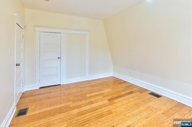31-33 Voorhees Street, Newark, NJ 07108