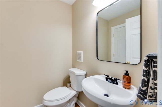 2949 Mount Clair Rd, Chester, VA 23831